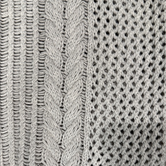 American Eagle Outfitters Cream Knit Sweater - Picture 3 of 4